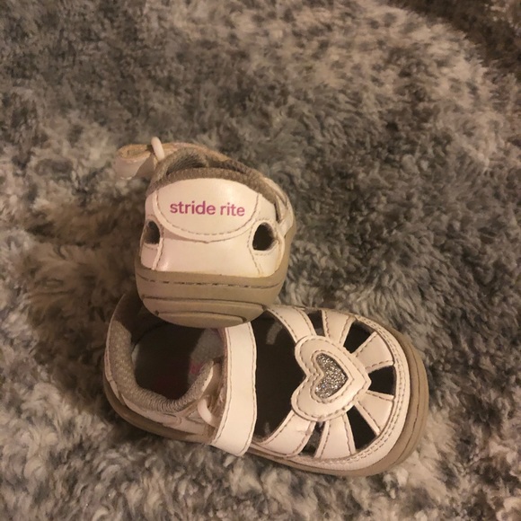 Stride rite Louisa white toddler shoe - Picture 2 of 3